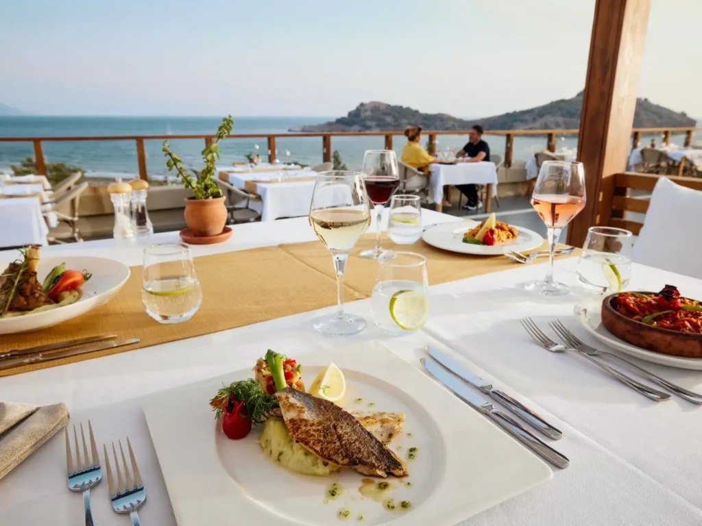 🌴 Magic Life Sarigerme – Ihr All-Inclusive-Paradies direkt am Strand 🌊 All-Inclusive Poolbereich im Magic Life Sarigerme Clubresort